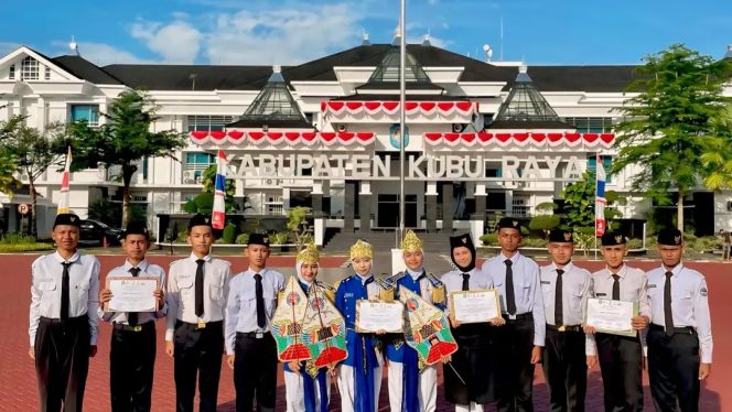 
					Sumberfoto : https://www.instagram.com/paskibra_spansasera/