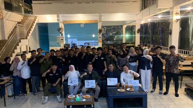 
					Riko Nahkodai PRISMA (Persatuan Mahasiswa Mempawah) sebagai wadah kolaborasi dan kontribusi nyata bagi Mempawah.