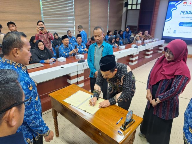 
					Pemerintah Kabupaten Kubu Raya dan Universitas Muhammadiyah Pontianak Teken Nota Kesepakatan untuk Penguatan SDM dan Pemberdayaan Masyarakat