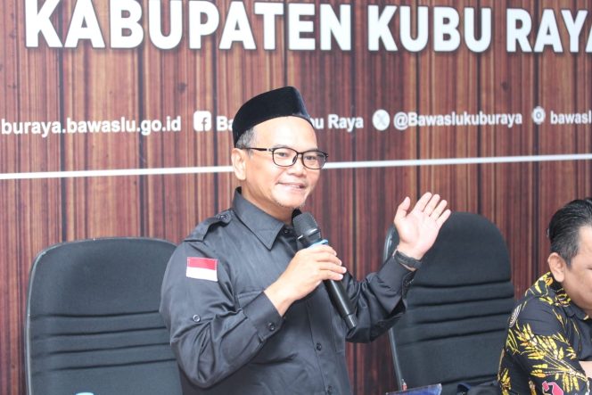 
					Bawaslu Kubu Raya Ajak Pemuda Aktif Jadi Kader Pengawas Partisipatif di Momen Sumpah Pemuda