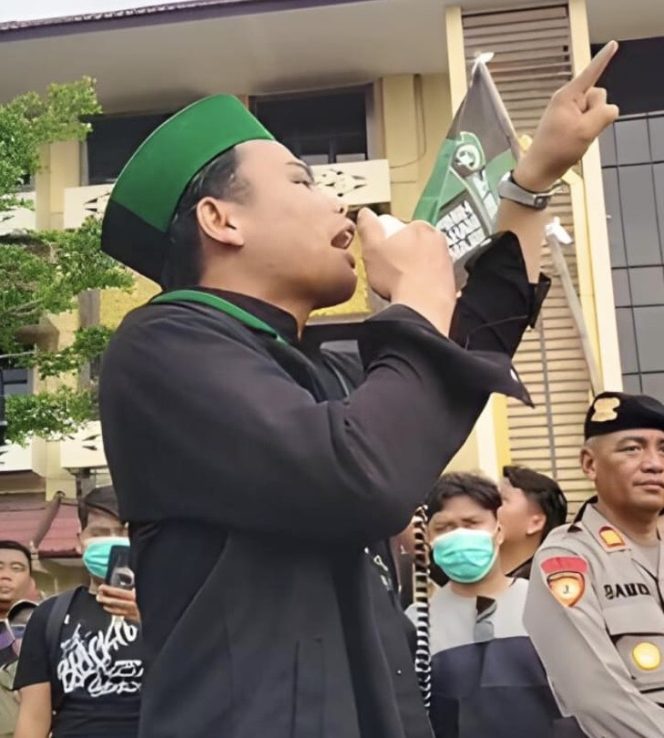 
					HMI Kalbar Serukan Aksi “Menggugat”: Desak Kepastian Status Hukum Gubernur dan Evaluasi Aparat