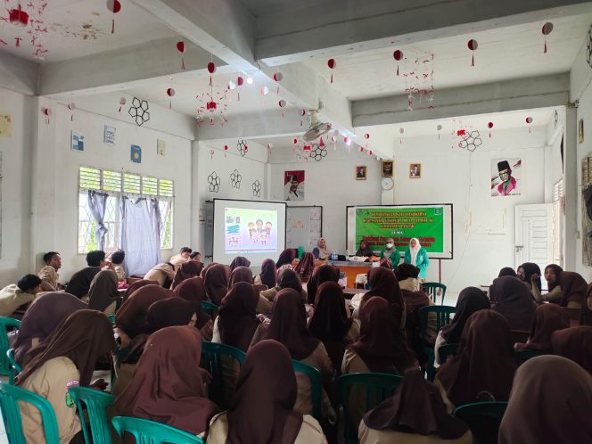 
					Fatayat NU Landak Tanamkan Nilai Anti Kekerasan di Kalangan Pelajar