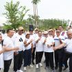Ria Norsan Bergabung dengan Ratusan Peserta Jalan Santai di Kawasan Inti IKN