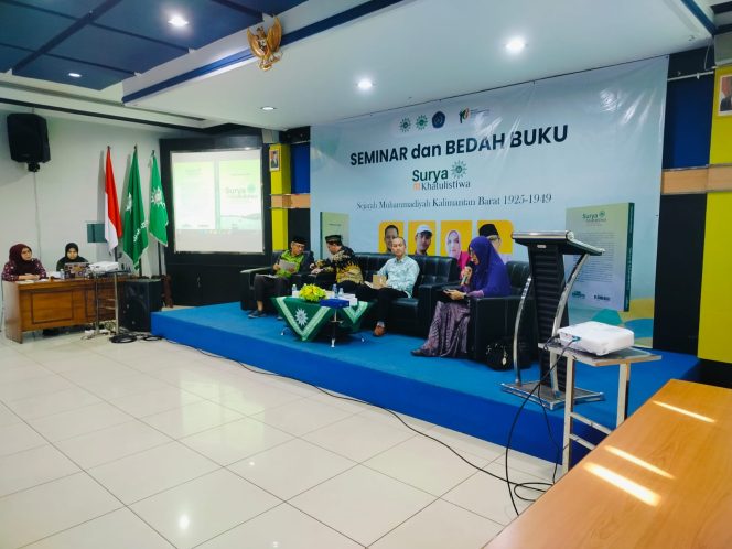 
					Milad Muhammadiyah ke-113: PWM Kalbar Gelar Seminar dan Bedah Buku “Surya di Khatulistiwa”