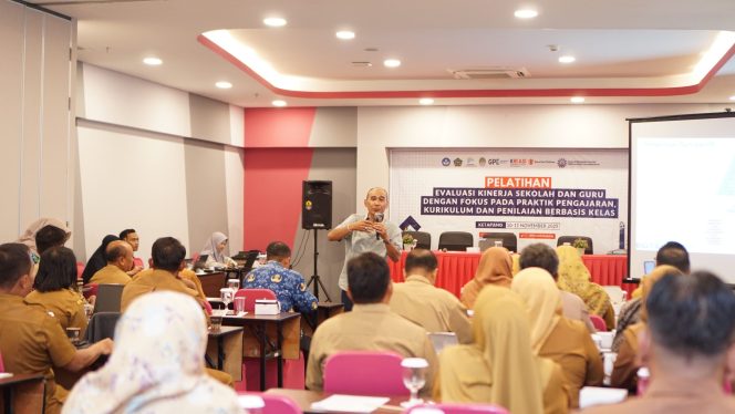 
					Kepala BGTK Baru Dorong Evaluasi Kinerja Guru dan Sekolah di Ketapang