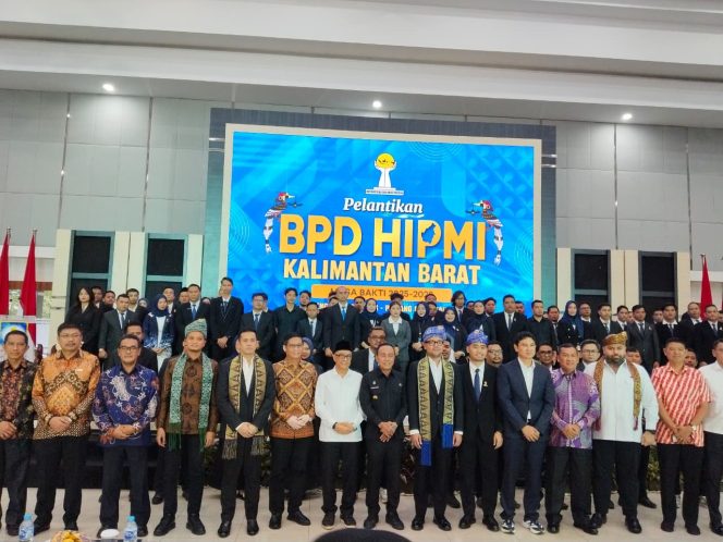 
					Pelantikan BPD HIPMI Kalbar Digelar di Makodam XII Tanjungpura, Akbar Himawan Buchari Apresiasi Kepemimpinan Ridho Adyt Setiawan