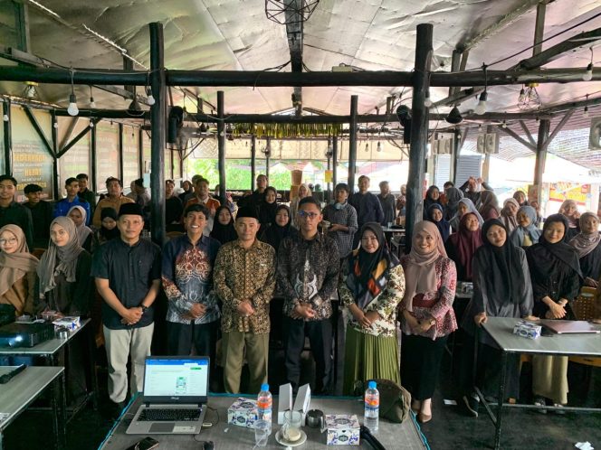 
					Optimalisasi Aplikasi Mendeley Perkuat Literasi Akademik Mahasiswa STIT Darul Ulum Kubu Raya