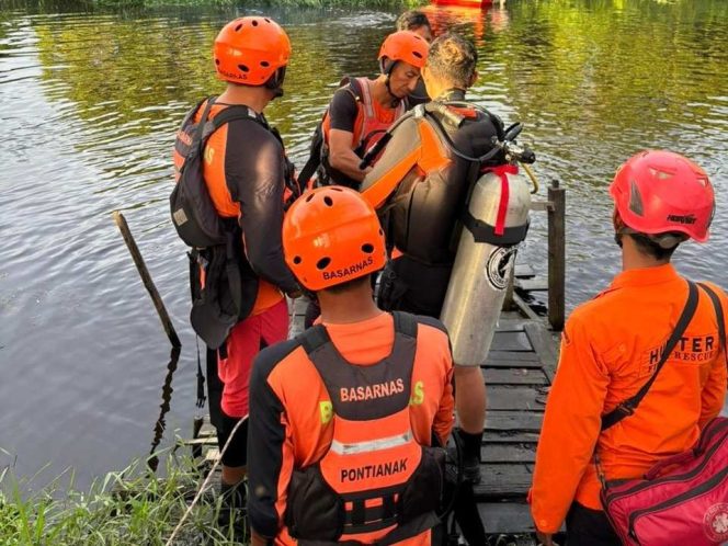 
					Tim SAR Gabungan Temukan Anak Perempuan Tenggelam di Parit Malaya Pontianak Utara