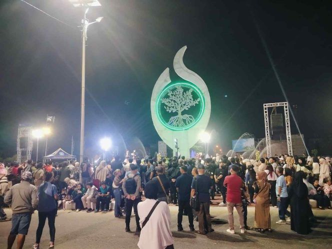 
Tugu Bundaran Gaforaya Resmi Diresmikan, Jadi Kado Akhir Tahun bagi Masyarakat Kubu Raya