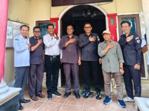 KPU Kubu Raya Laporkan Hasil Updating Data Parpol ke Bawaslu
