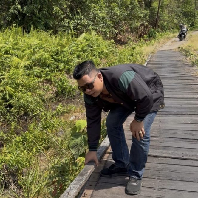 
					Derahman Serap Aspirasi Warga, Dorong Perbaikan Jalan Gertak Padi Raya–Desa Retok Jadi Prioritas