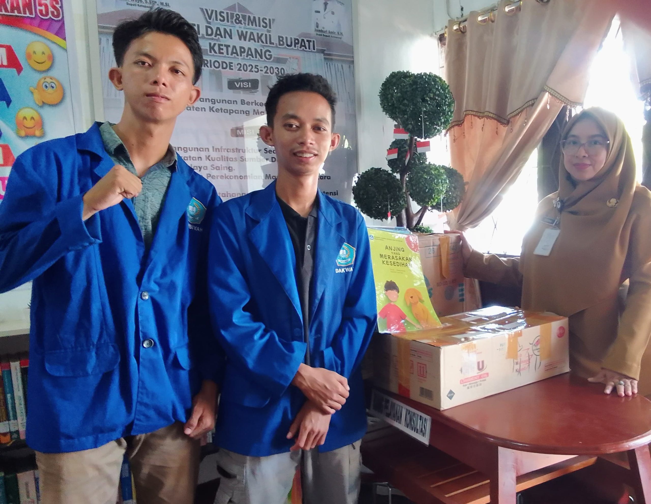 Perpustakaan Daerah Ketapang Kolaborasi dengan Mahasiswa KKL STAI Al-Haudl dalam Pengembangan Literasi Desa