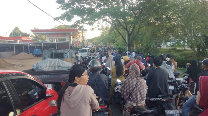 
Pemuda Muhammadiyah Kubu Raya Harapkan Solusi Konkret Atasi Antrean Panjang BBM