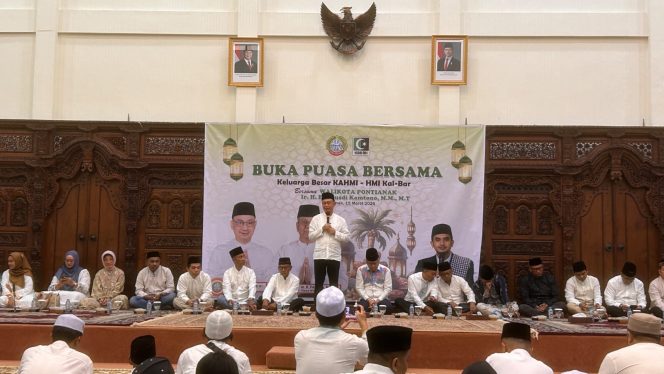 
					MW KAHMI Kalbar dan MD KAHMI Kota Pontianak Buka Puasa Bersama di Rumah Walikota Pontianak