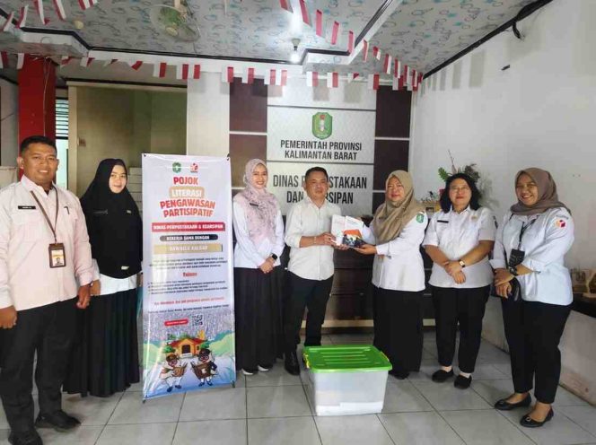 
					Bawaslu Kalbar Hadirkan Pojok Pengawasan di Perpustakaan Daerah, Perkuat Literasi Demokrasi