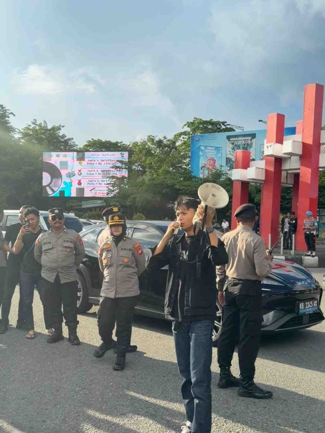 
					May Day 2026, Presiden Mahasiswa Universitas OSO Desak Negara dan Perusahaan Sawit Hentikan Eksploitasi Buruh Kalbar