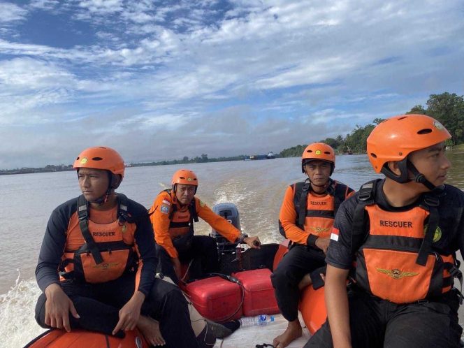 
					Operasi SAR Korban Tenggelam di Sungai Kapuas Sanggau Dihentikan Setelah 7 Hari Pencarian Nihil