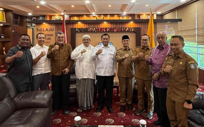 
					Sinergi BGN dan Pemda Perkuat Rantai Pasok Program MBG di Kubu Raya