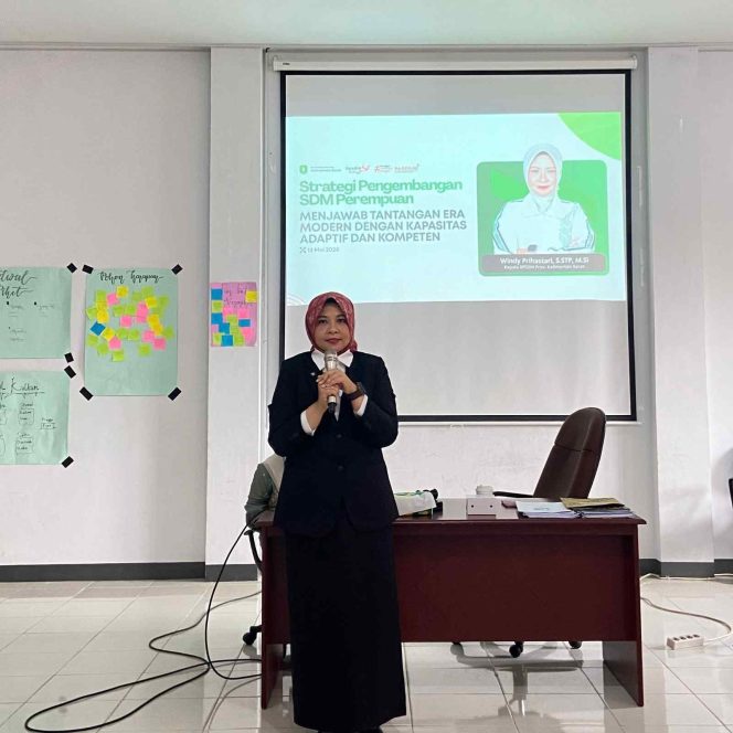
Kepala BPSDM Kalbar Hadir dalam LKK HMI Cabang Pontianak 2026, Bahas Strategi Pengembangan SDM Perempuan di Era Modern
