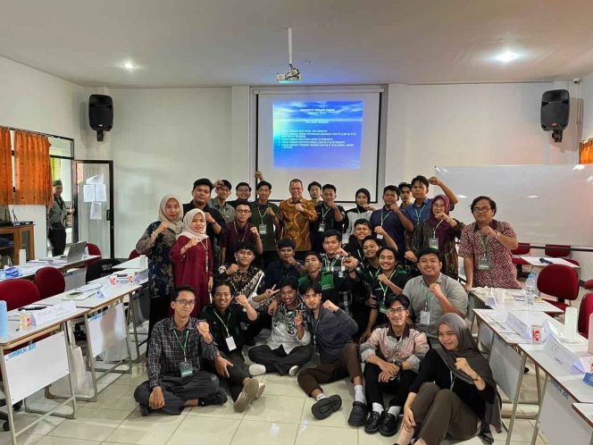
Bahas Perspektif Hukum, LK II HMI Cabang Pontianak Hadirkan Rektor Untan