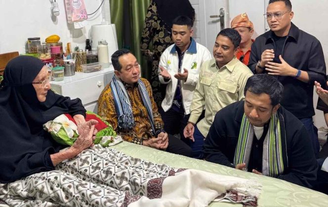
					Bakal Calon Ketua HIPMI Pusat Ade Jona Prasetyo Silaturahmi ke Kediaman Hubabah Annisa Alhaddad