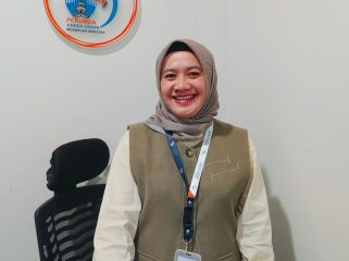 Direktur Perusahaan Umum Daerah Aneka Usaha Menanjak Bahagia, Uray Emma Yaniaries Nalaprana