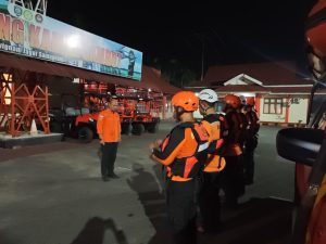 Tim SAR Gabungan Cari Warga yang Terjatuh ke Sungai Saat Mandi di Desa Meliau Hilir, Sanggau