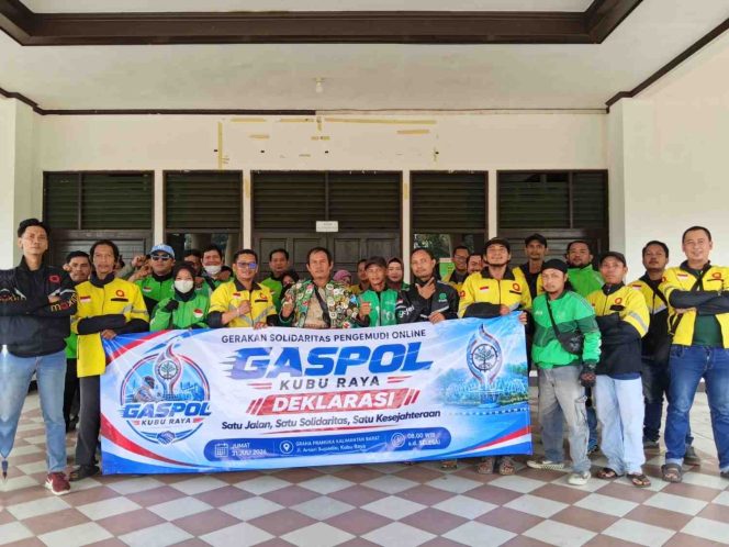 
Pengemudi Online Kubu Raya Deklarasikan GASPOL sebagai Wadah Solidaritas dan Peningkatan Kesejahteraan
