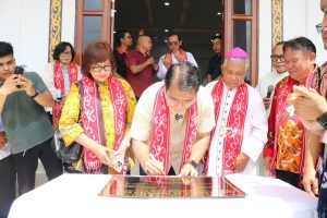 Lama Terbengkalai, Kini Gereja Berdiri Kokoh : Franciscus Sibarani Wujudkan Politik Bonum Commune di Stasi Bawat, Desa Pahonk, Kabupaten Landak