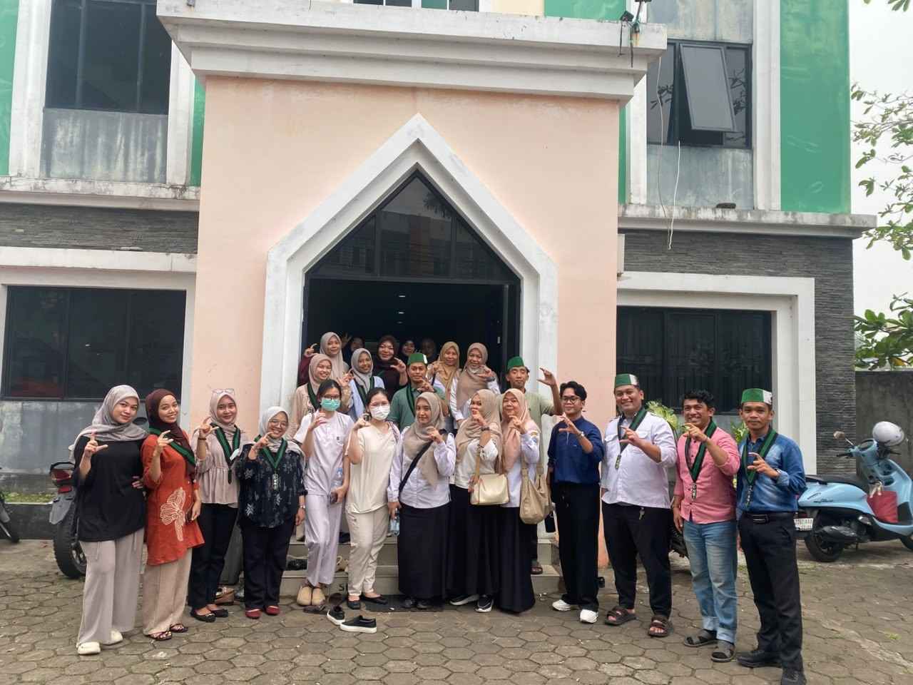 HMI dan KOHATI Cabang Pontianak Hadirkan Layanan Kesehatan Gratis bagi Warga